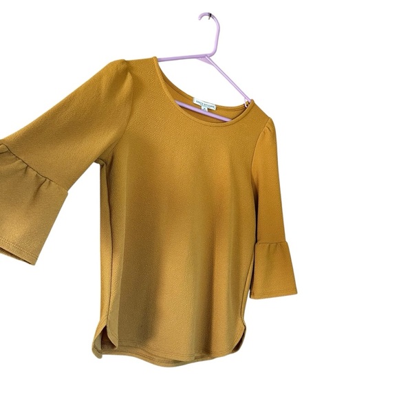 Green Envelope Mustard Yellow Bell Sleeve Blouse M - Picture 3 of 5